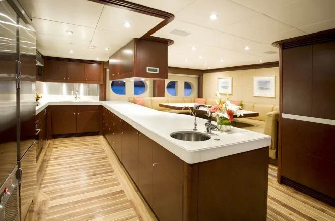 Interior - 16/18