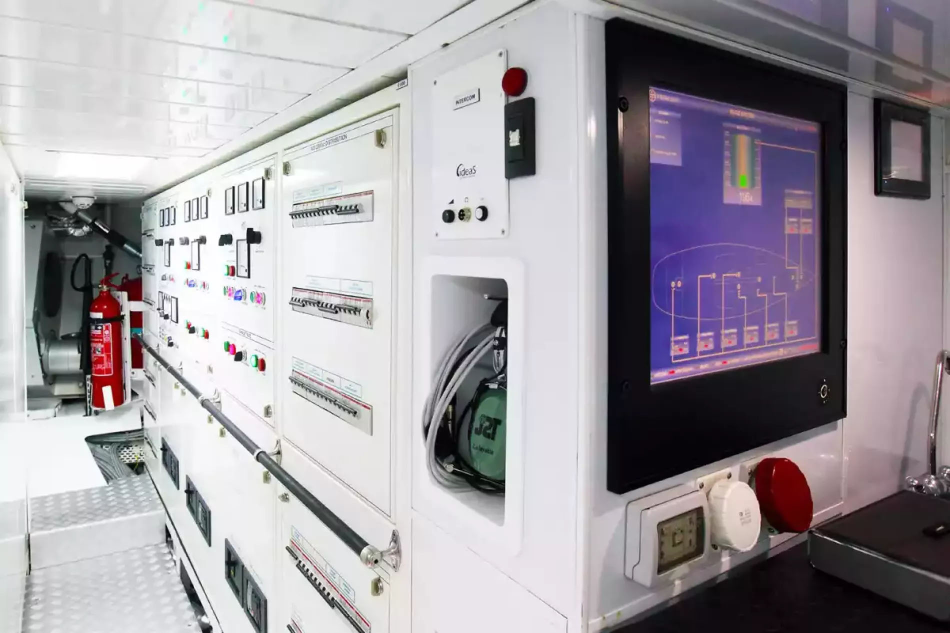 Interior - 17/19