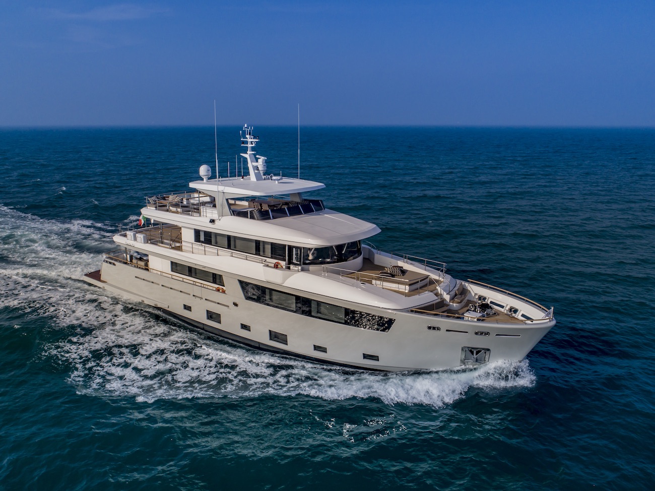 Exterior - 0/17