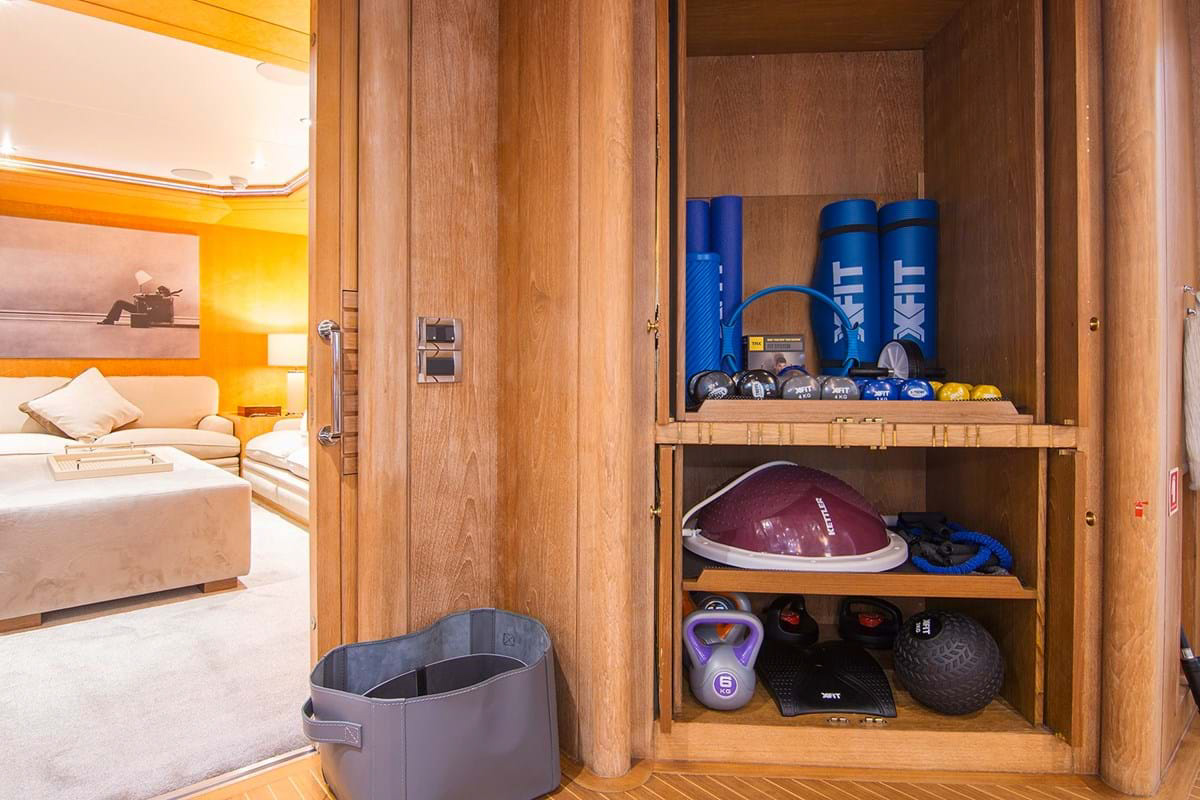 Interior - 20/21