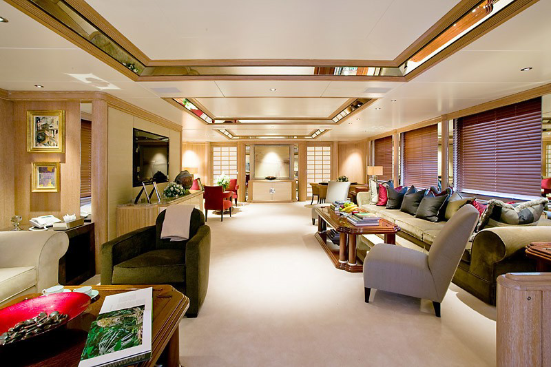 Interior - 7/24
