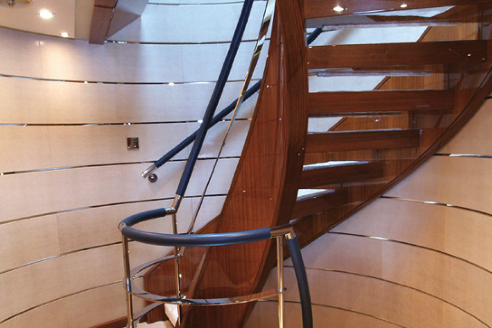 Interior - 2/13