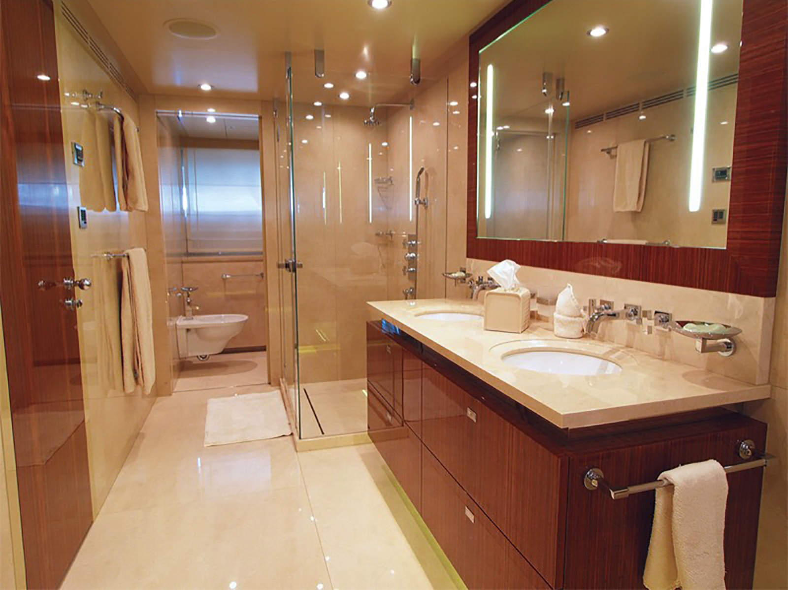 Interior - 9/13