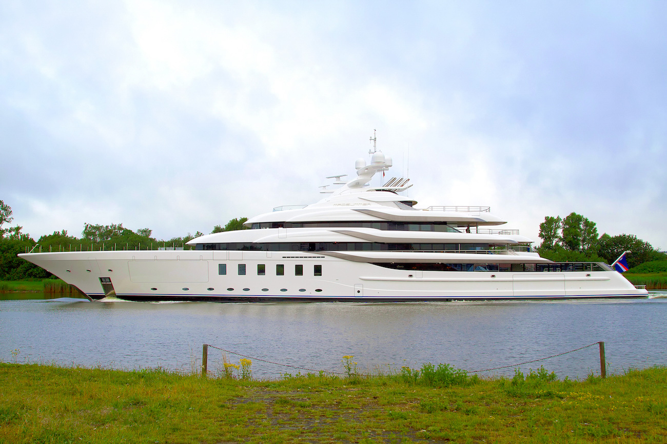 Exterior - 4/24