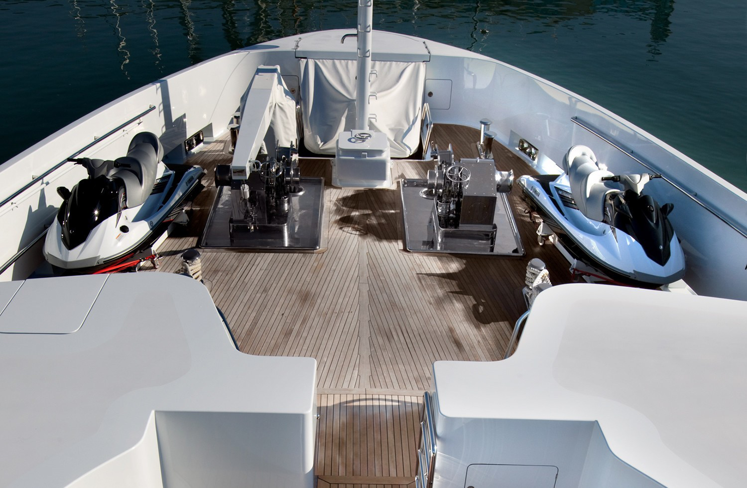Exterior - 20/24
