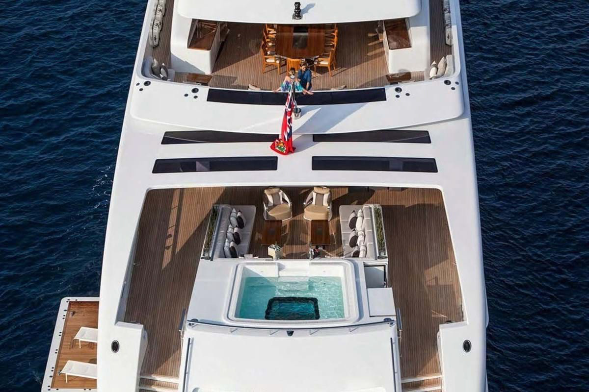 Exterior - 3/8