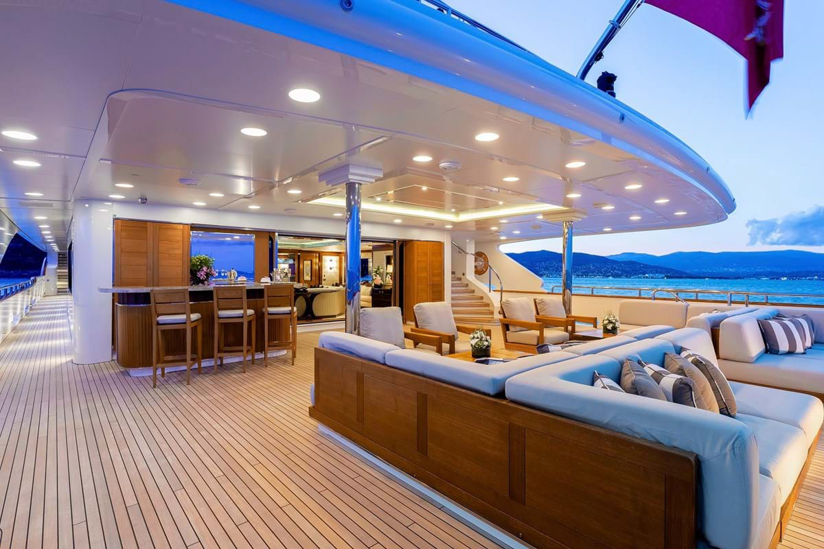 Exterior - 5/10
