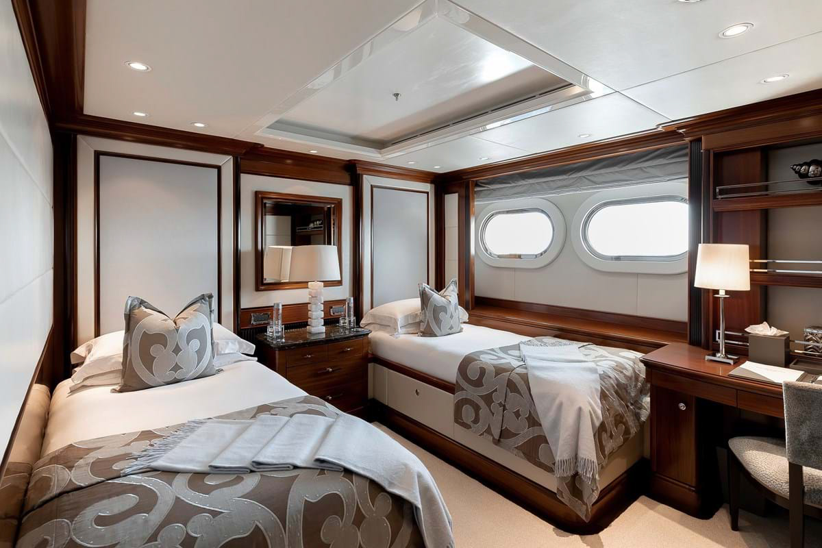 Interior - 12/18
