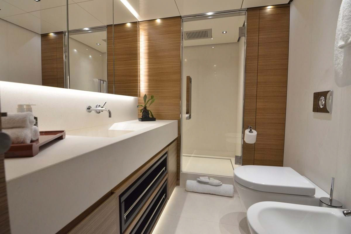 Interior - 19/21