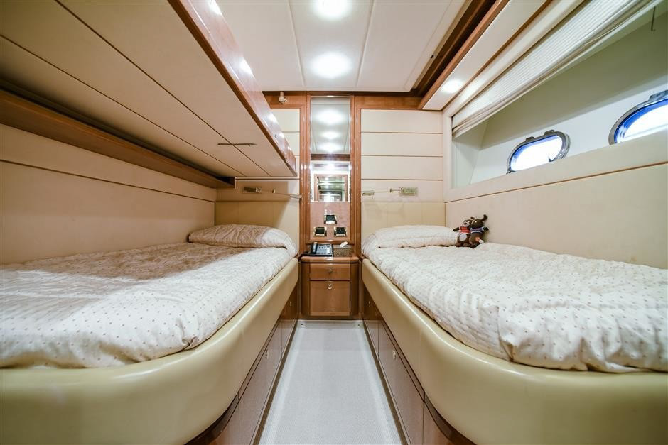 Interior - 9/13