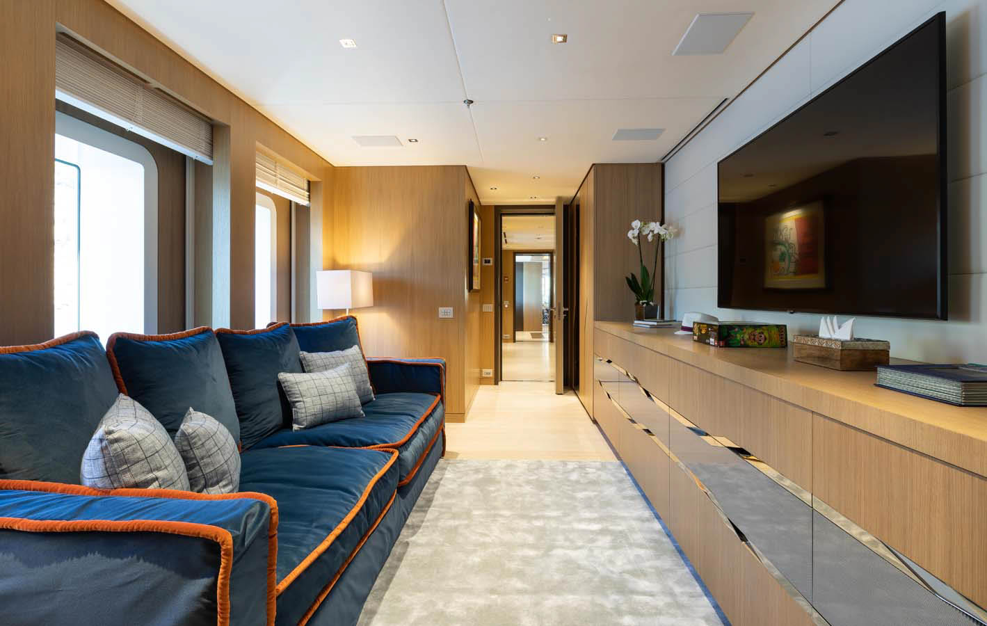 Interior - 21/53