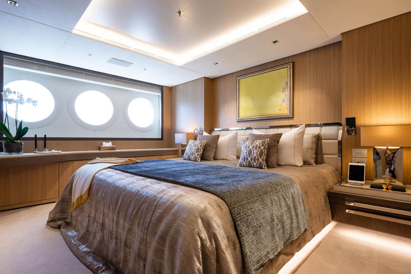 Interior - 23/53