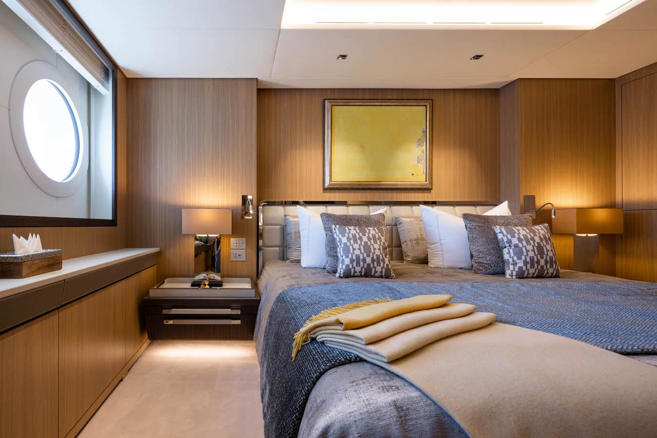Interior - 24/53