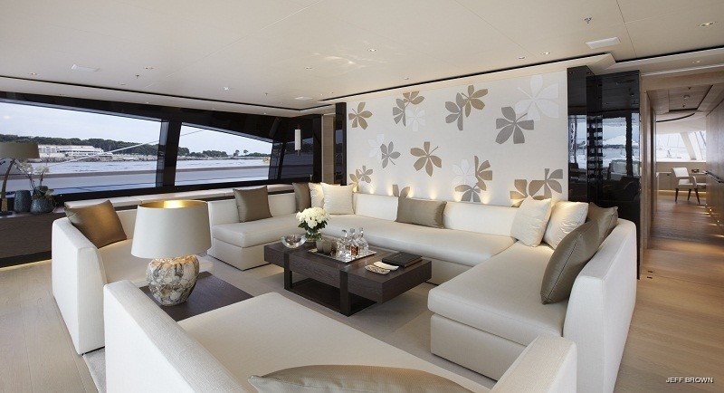 Interior - 2/41