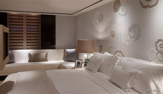 Interior - 18/41