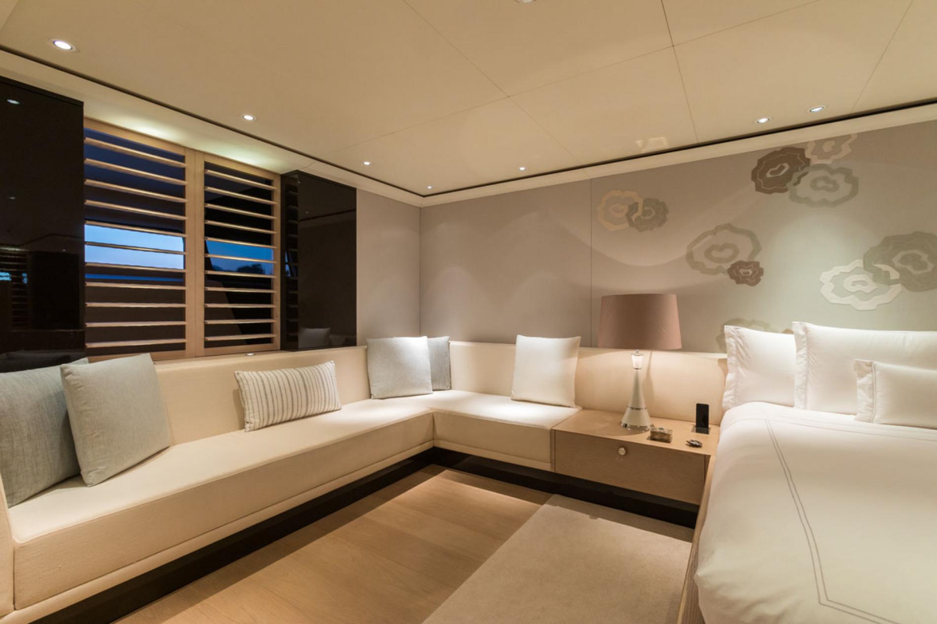 Interior - 19/41