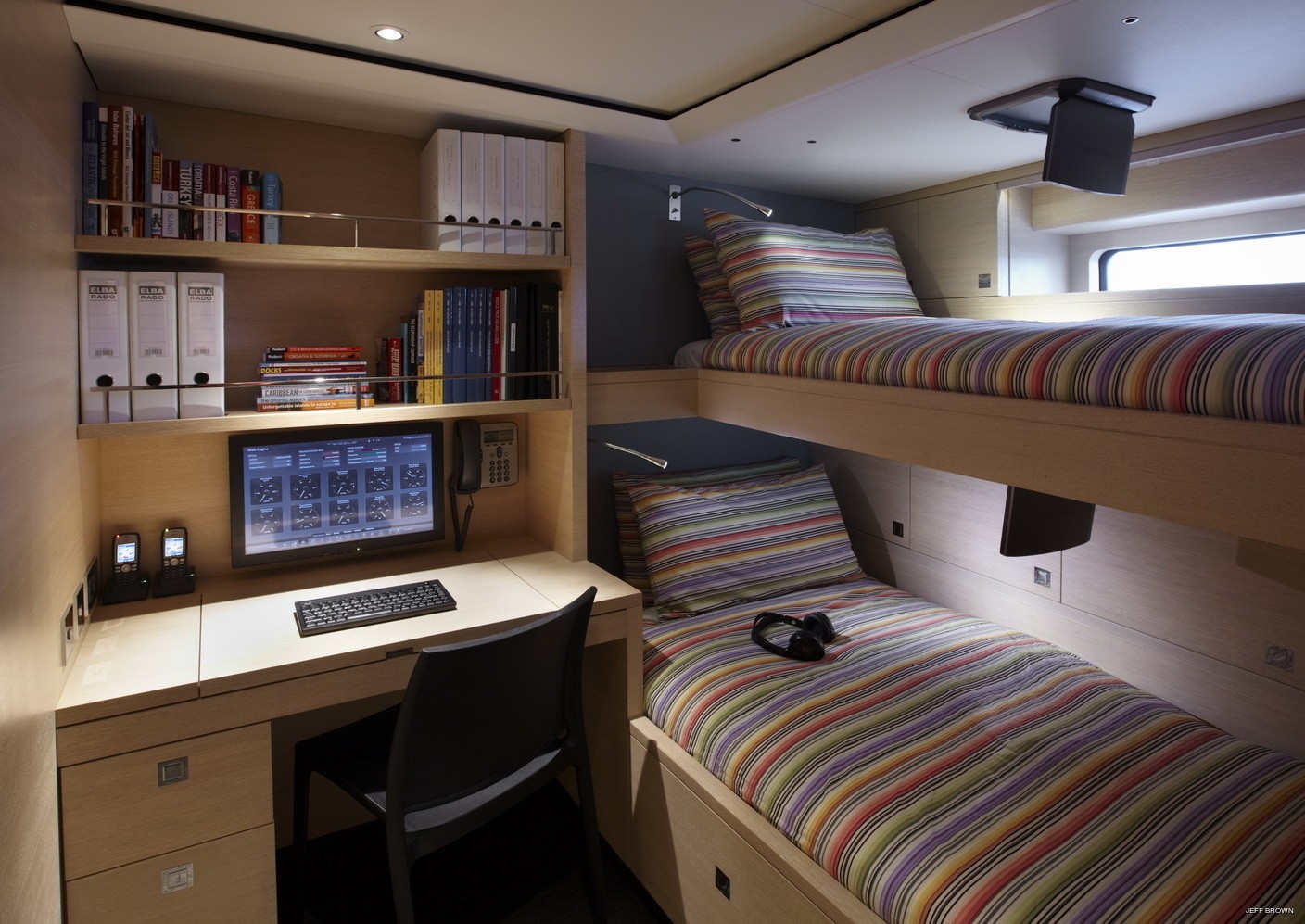 Interior - 28/41