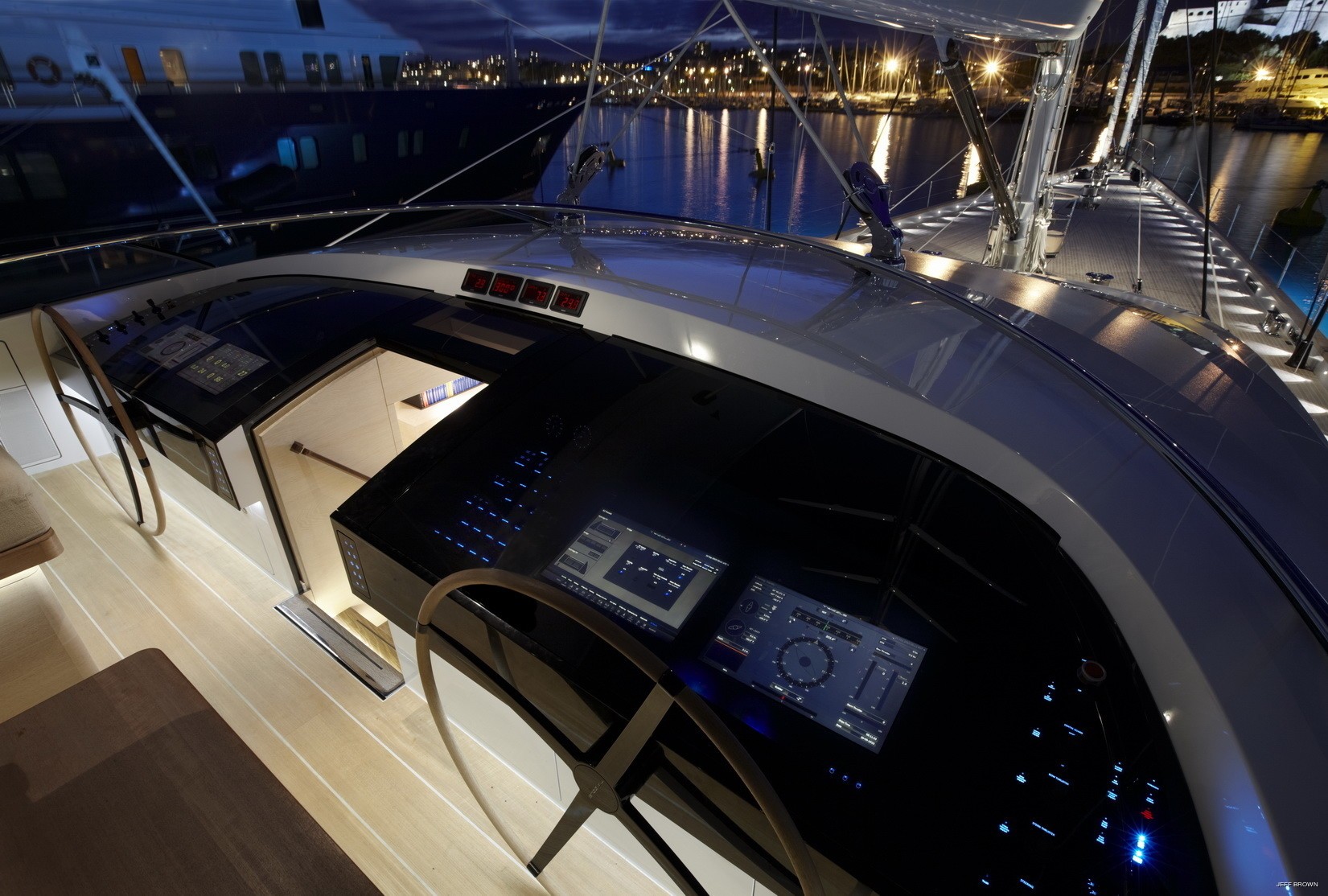 Exterior - 32/39