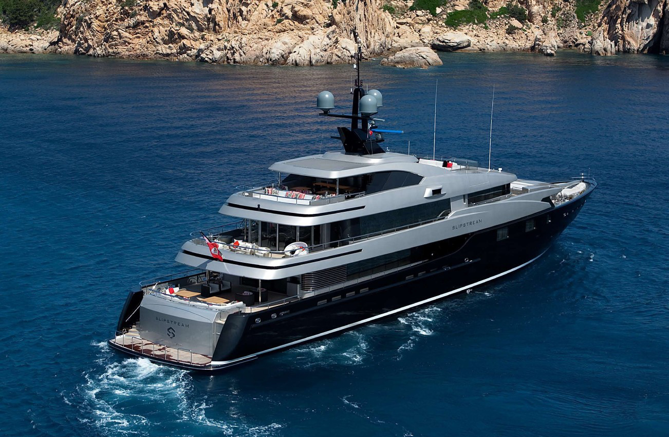 Exterior - 2/36