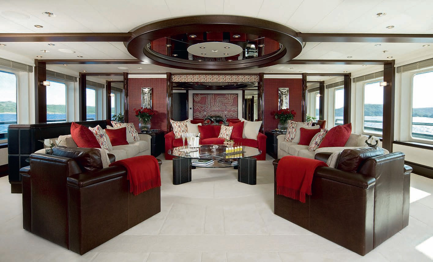 Interior - 0/33