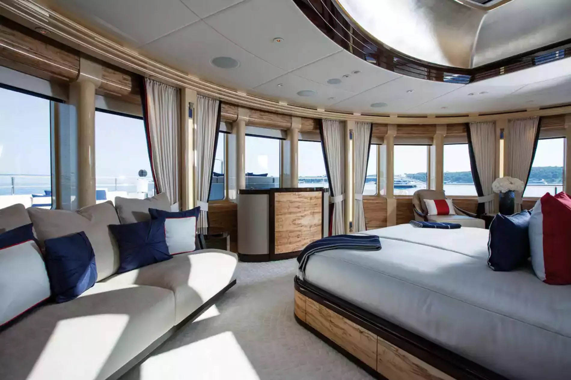 Interior - 13/26