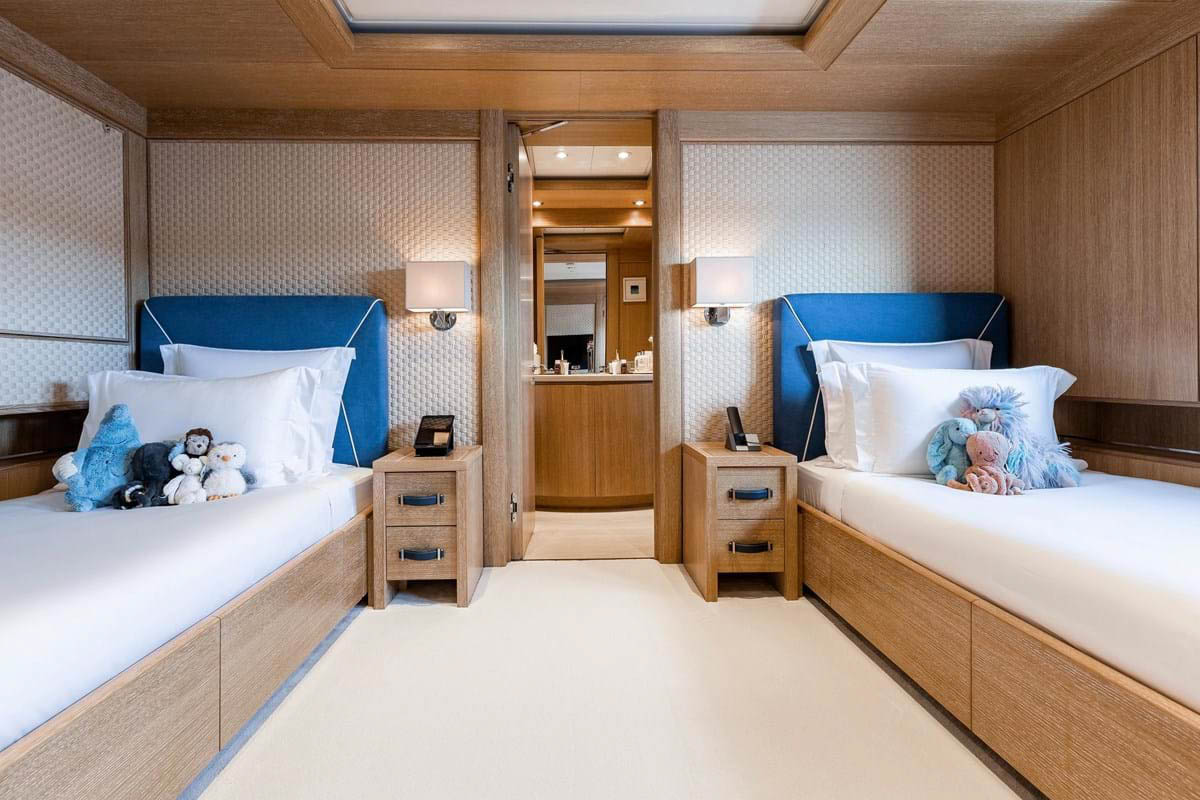 Interior - 13/17