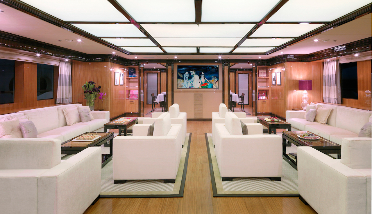 Interior - 0/38
