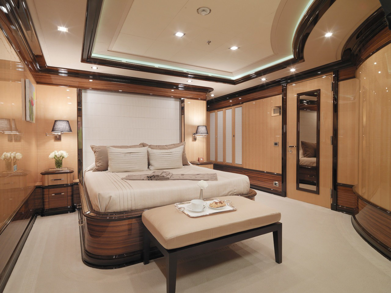 Interior - 25/38