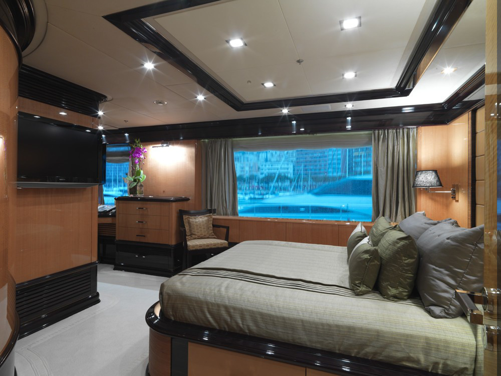 Interior - 29/38