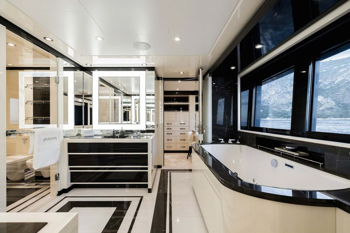 Interior - 19/26