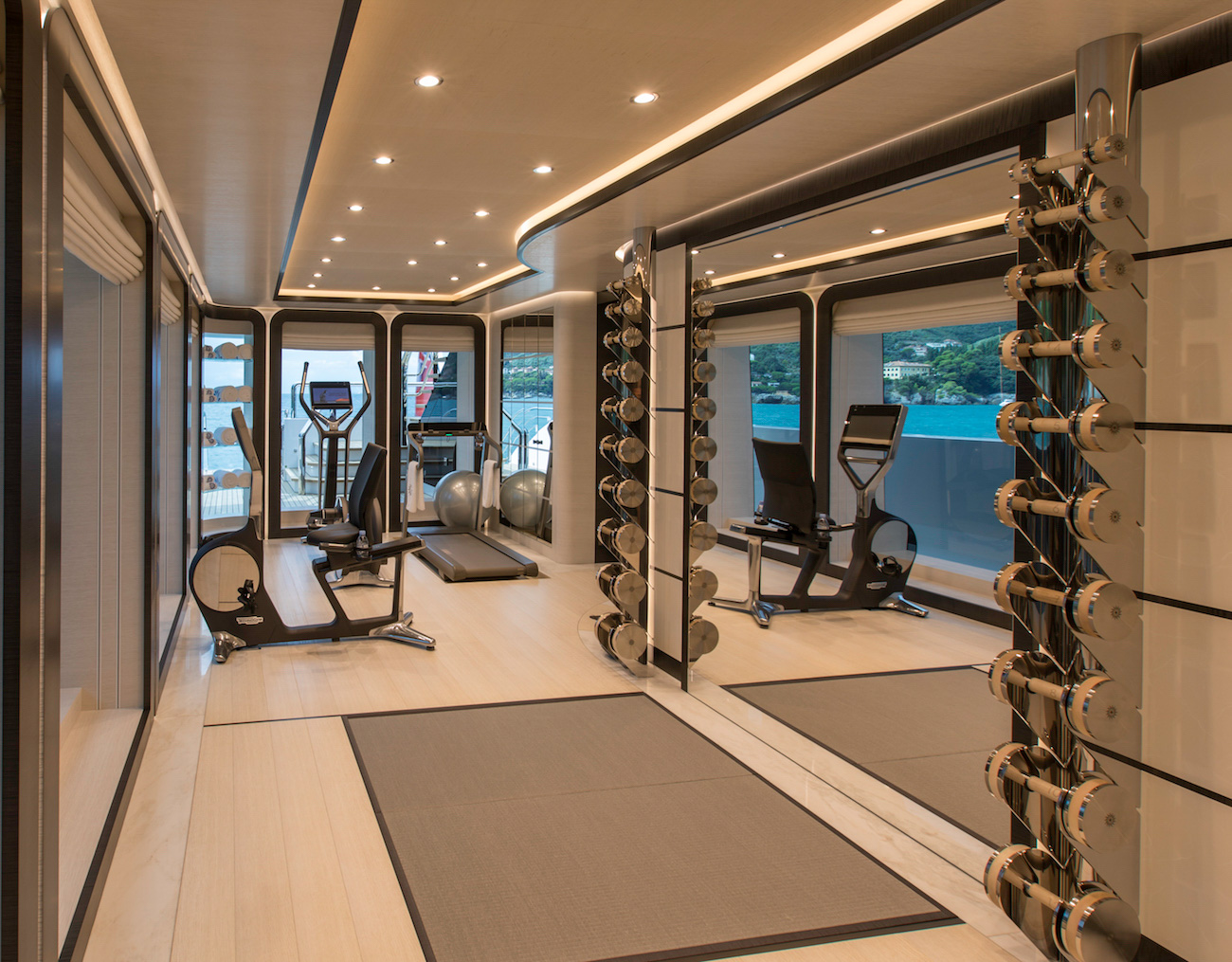 Interior - 7/8