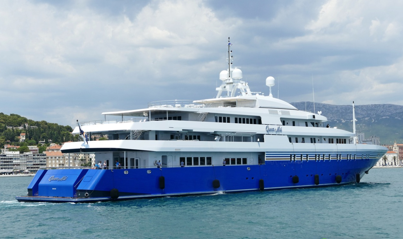 Exterior - 2/15