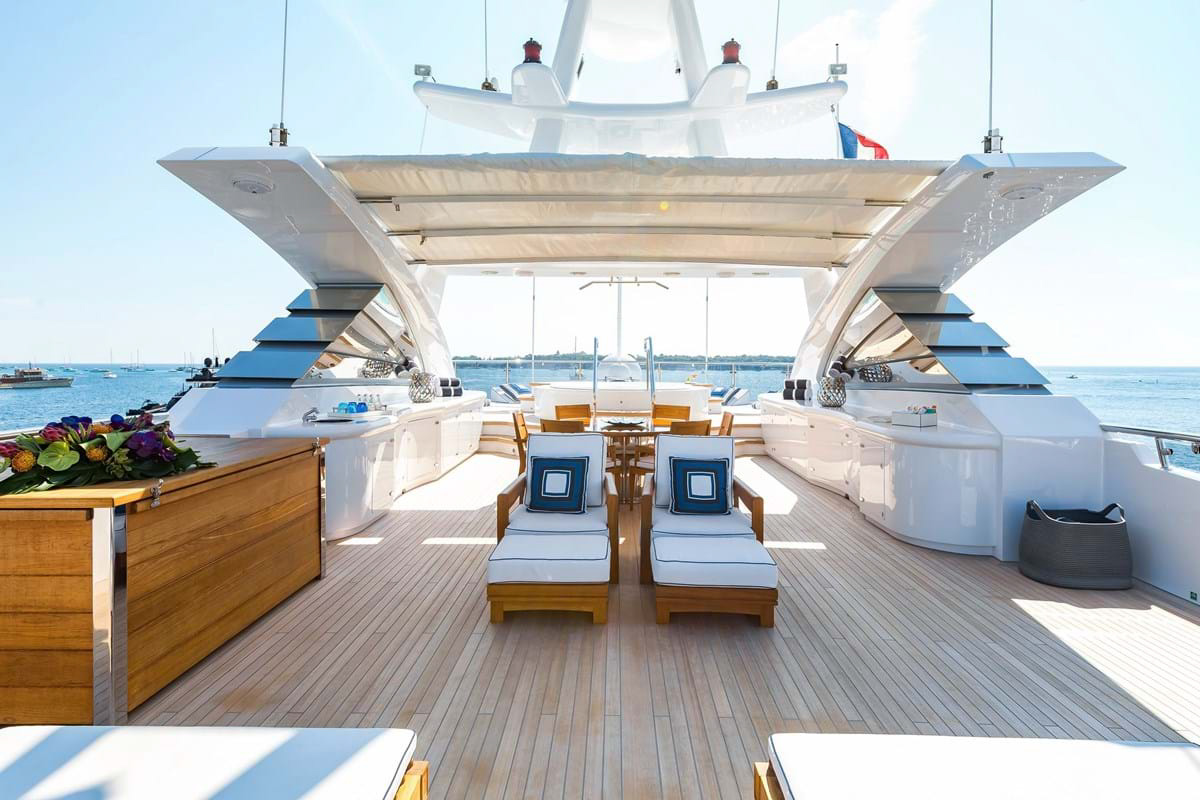 Exterior - 15/28