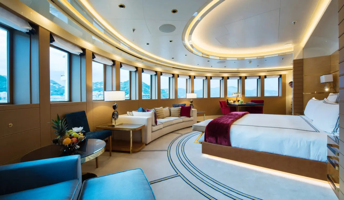 Interior - 12/33