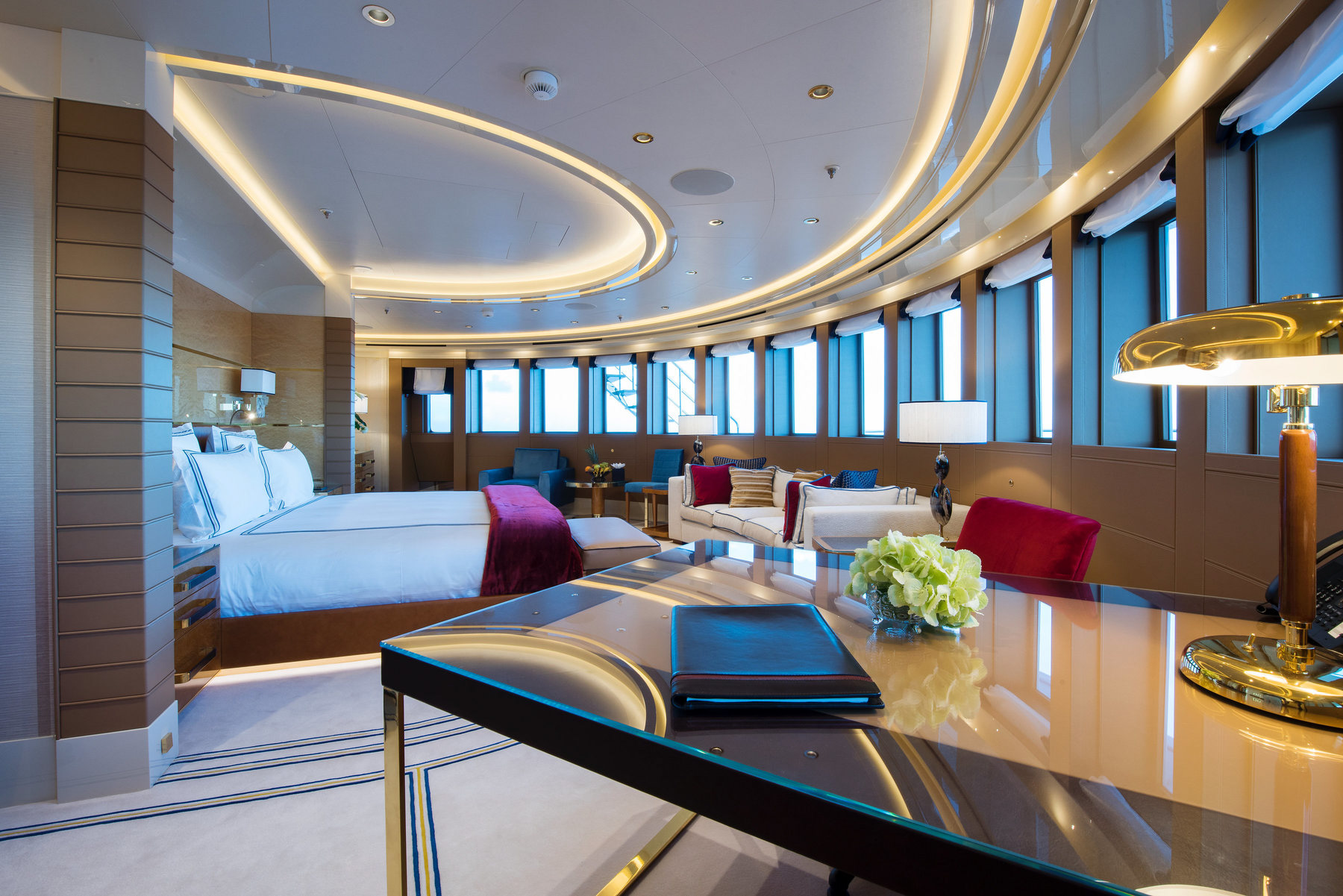 Interior - 13/33