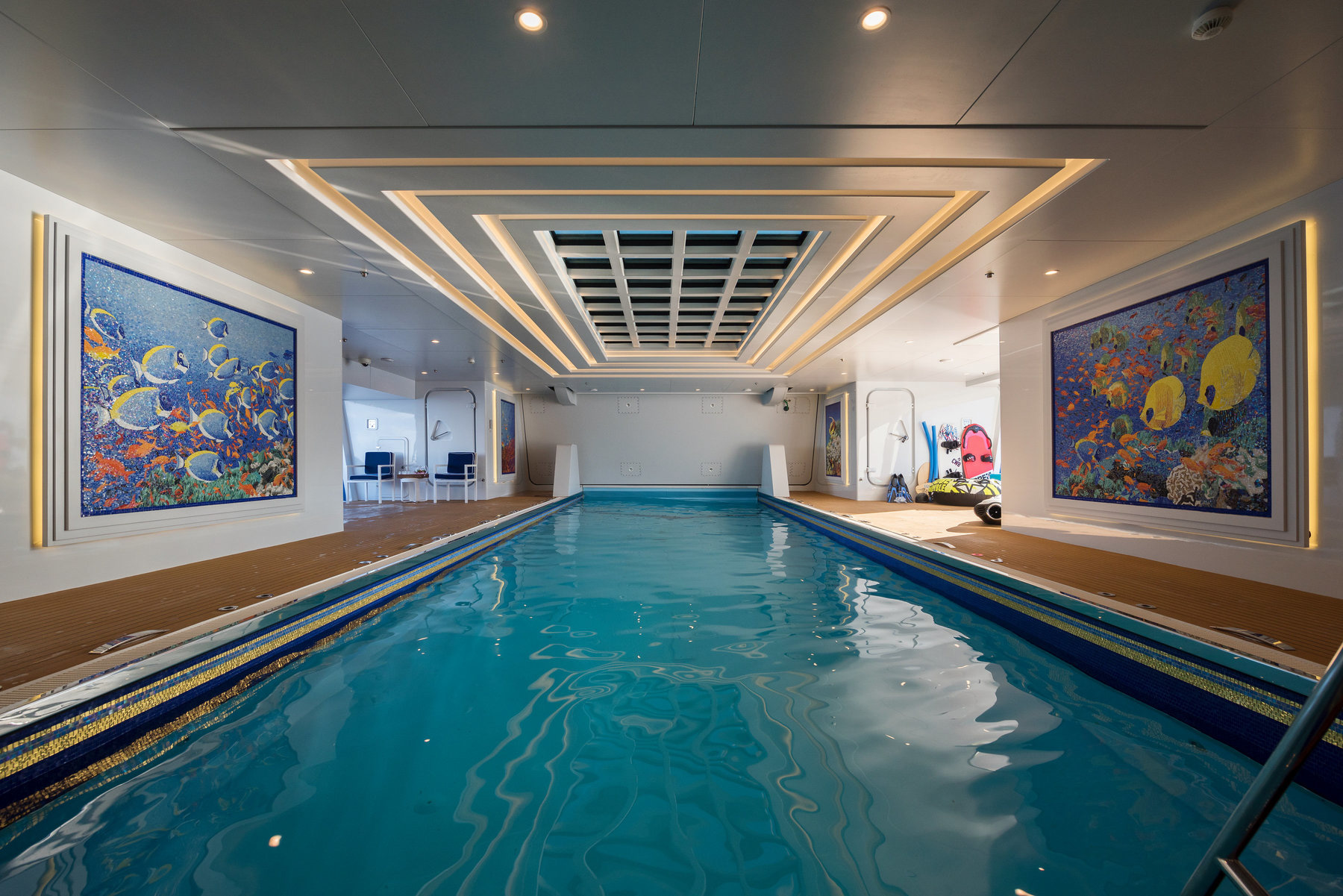 Interior - 26/33