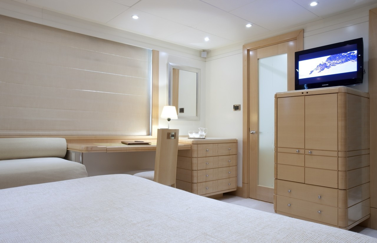 Interior - 20/32