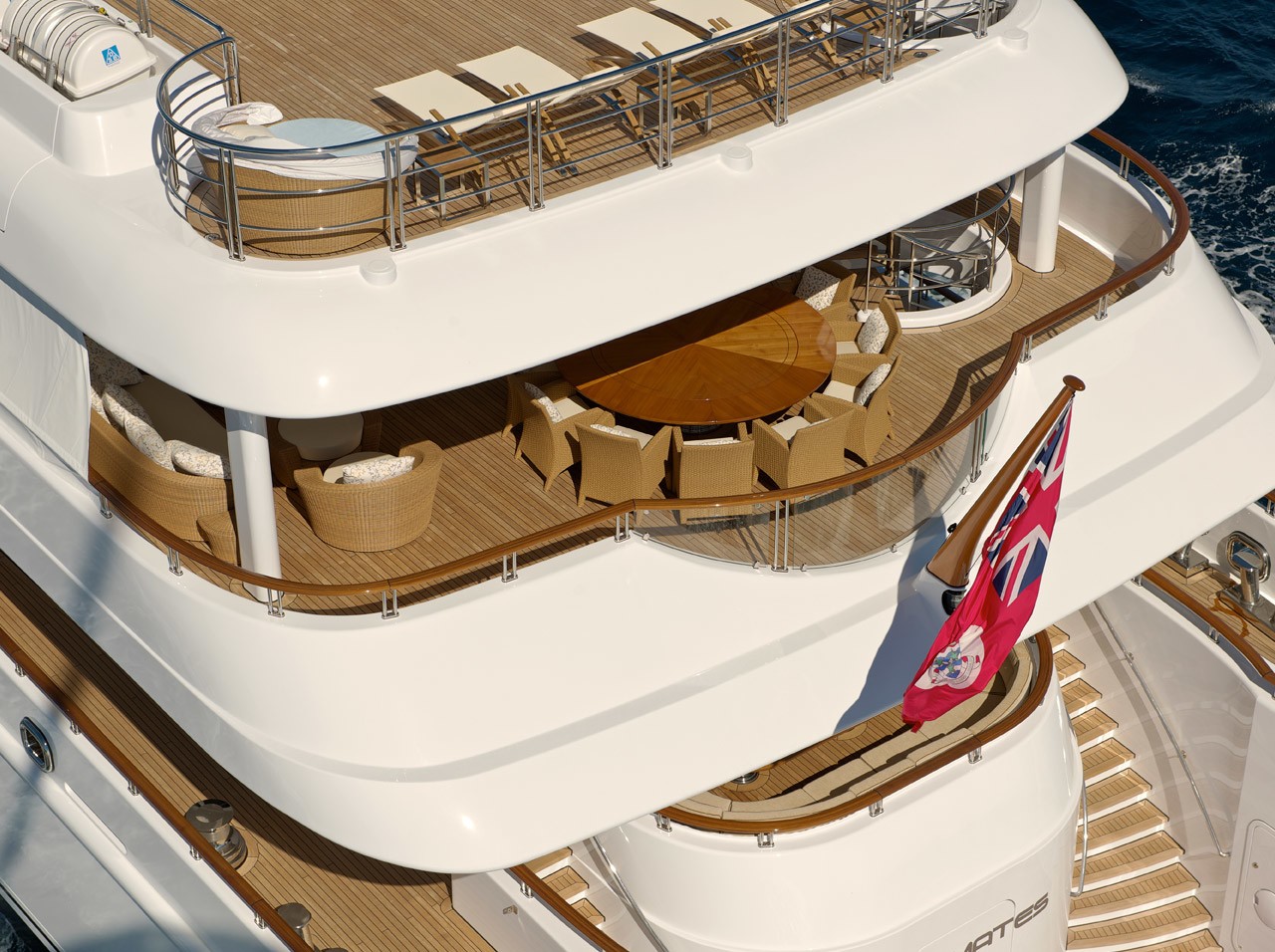 Exterior - 8/36