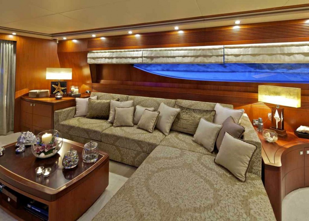 Interior - 0/29