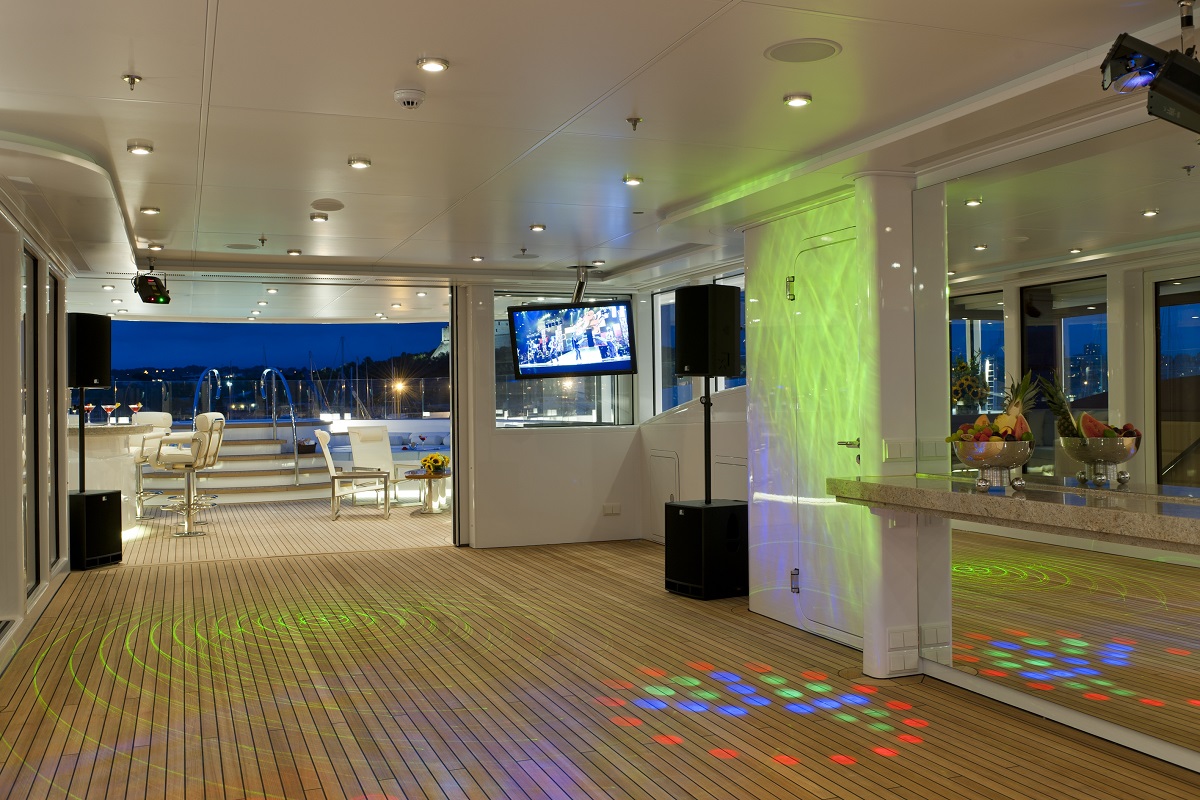 Interior - 40/45