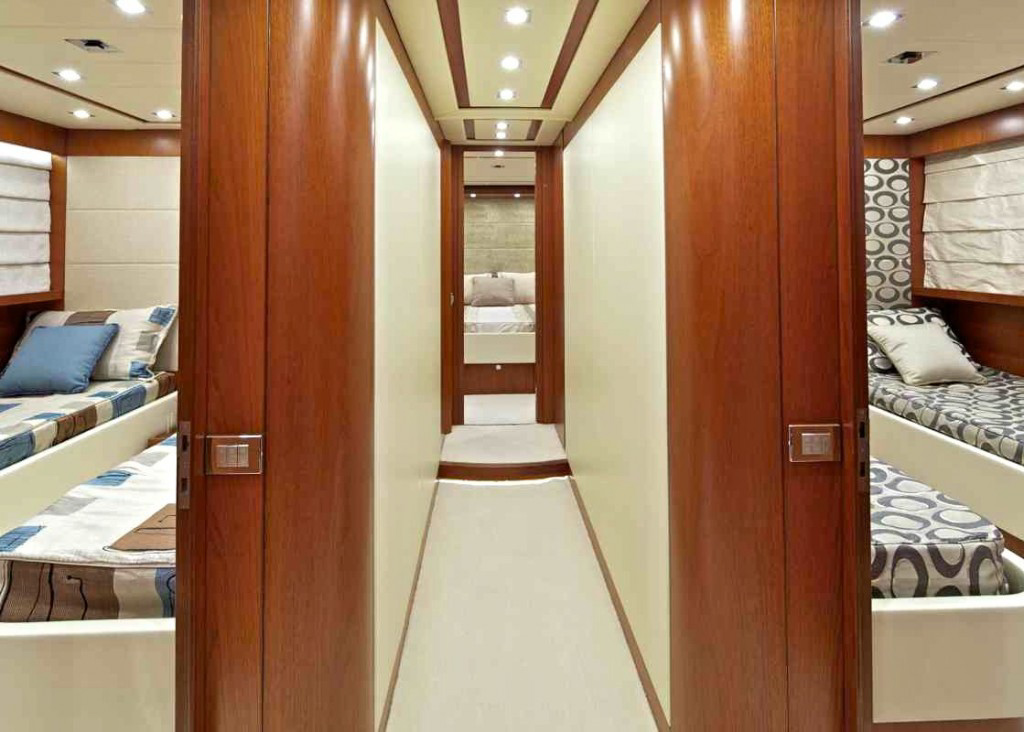 Interior - 13/29