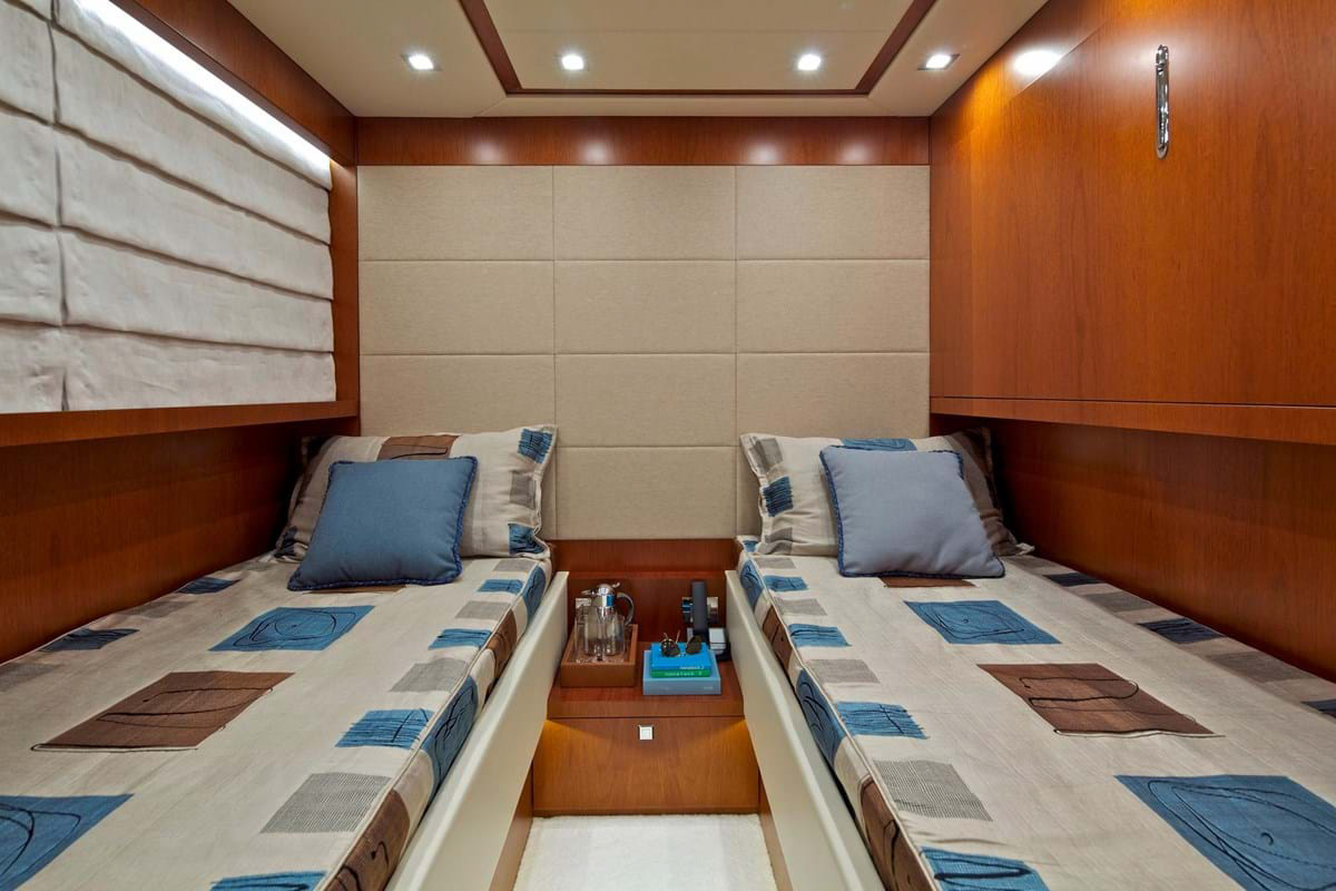 Interior - 22/29