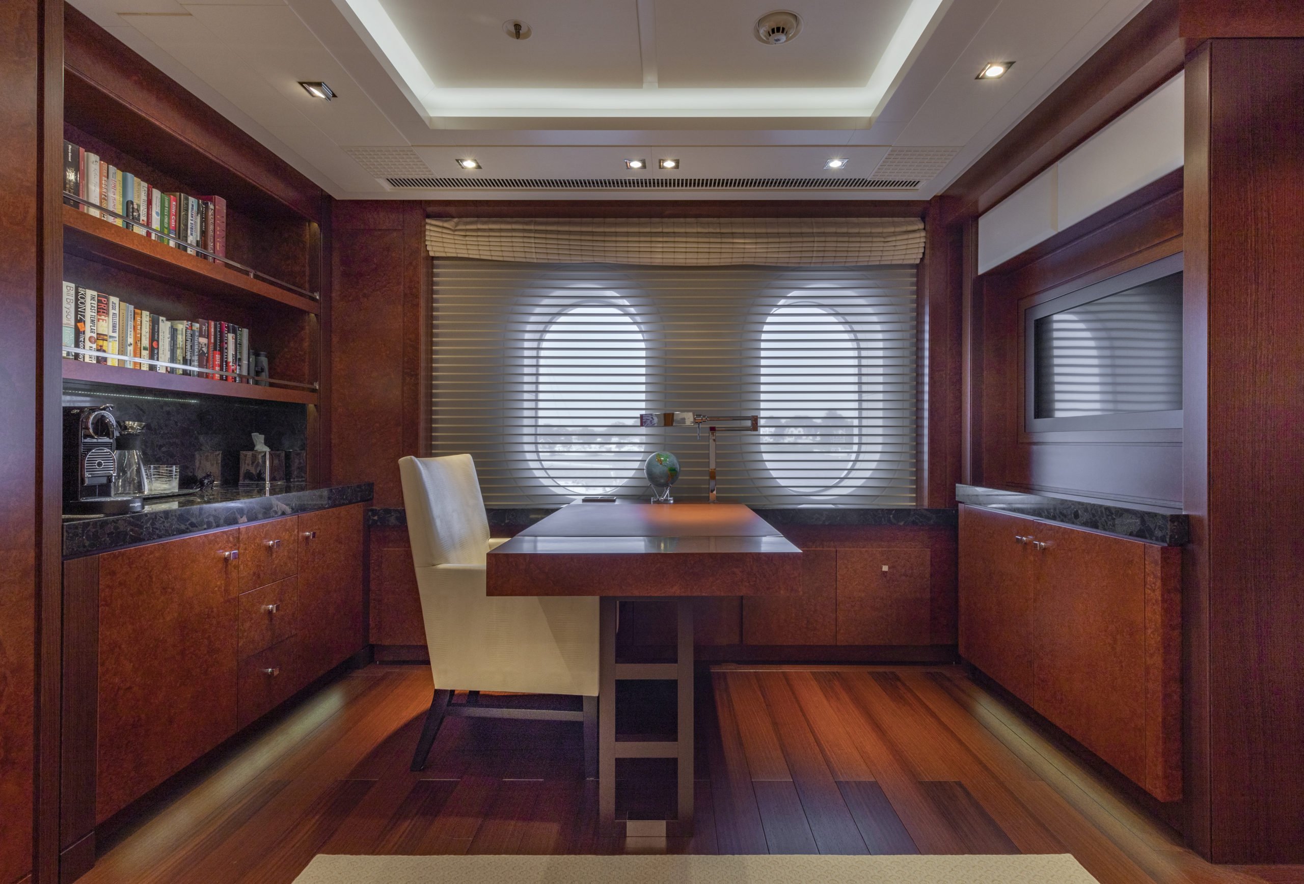 Interior - 34/45