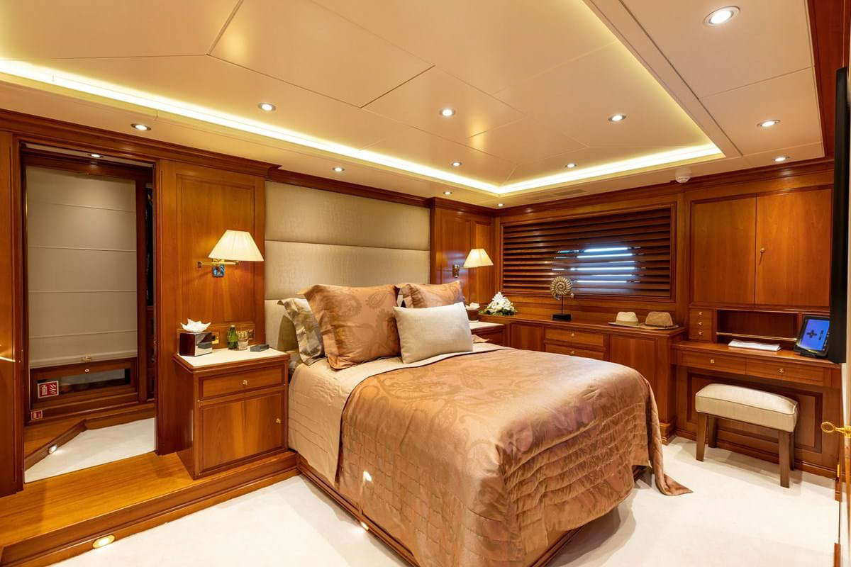 Interior - 5/13