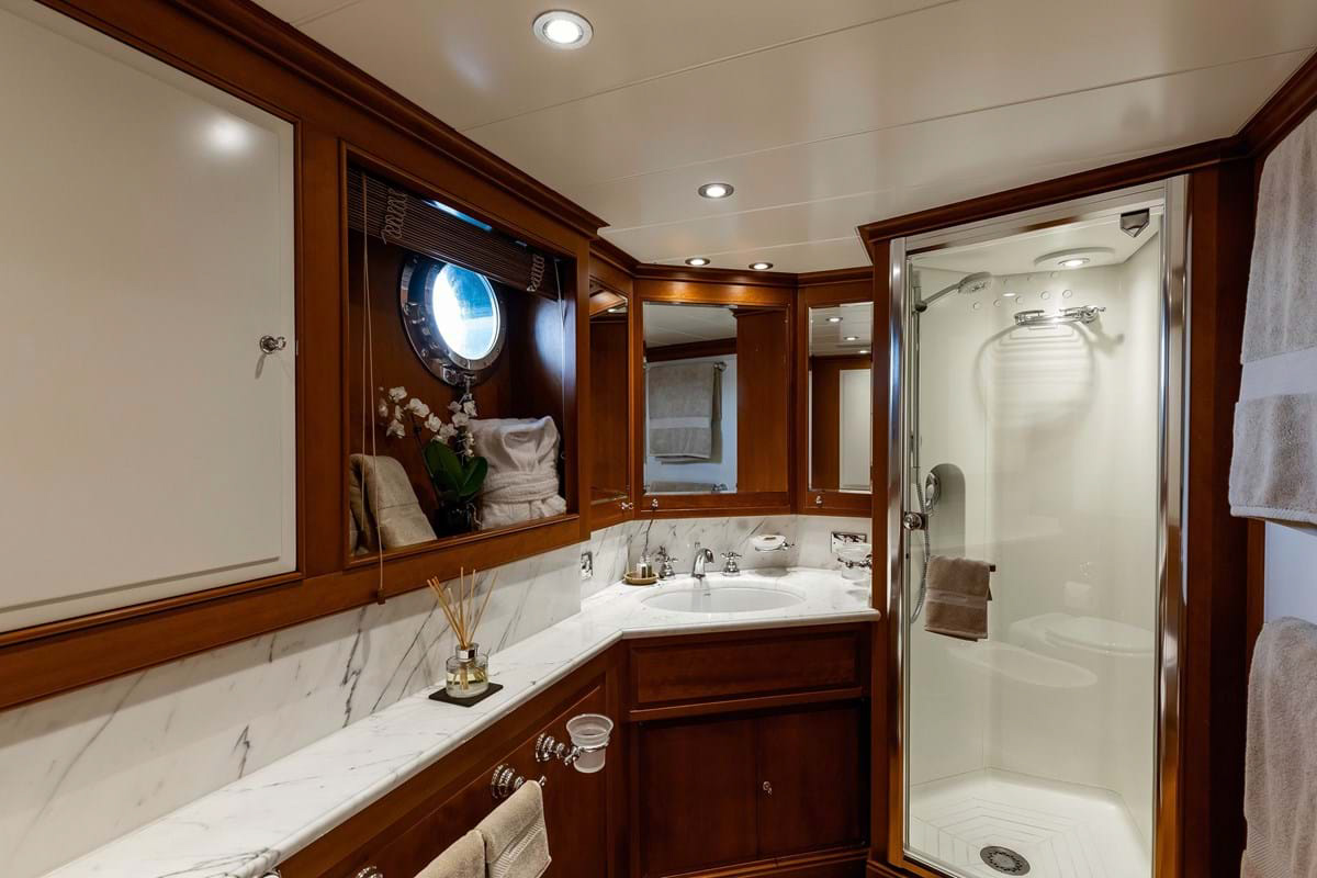 Interior - 9/13