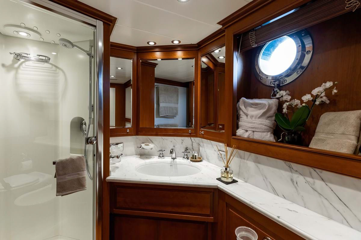 Interior - 10/13