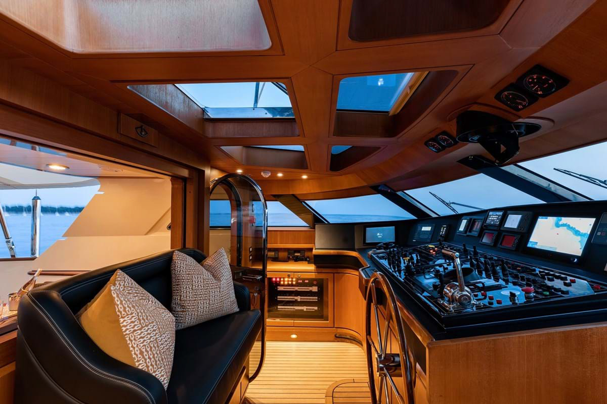 Interior - 12/13
