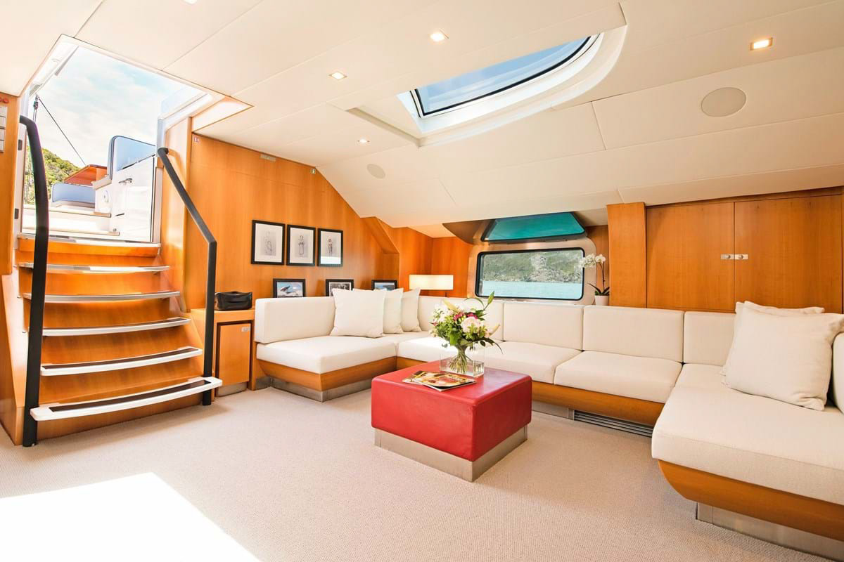 Interior - 0/15