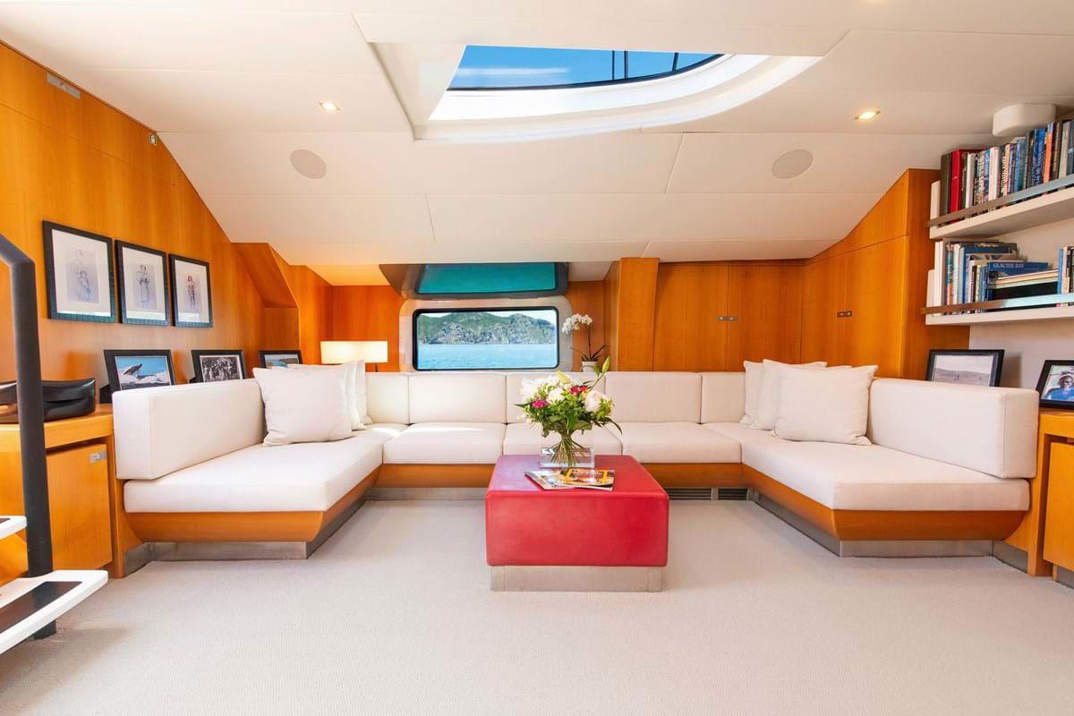 Interior - 1/15