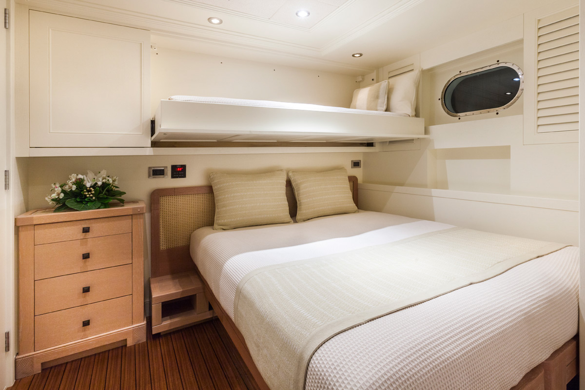 Interior - 17/28